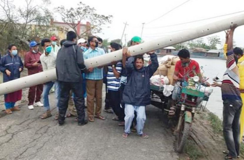 আম্পান: আজও মেলেনি বিদ্যুৎ সংযোগ