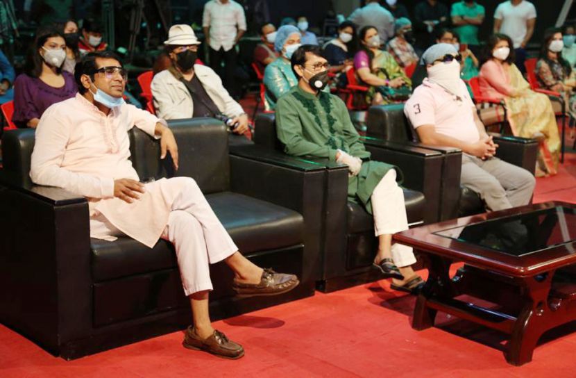 'আর টিভি'তে "গোলমাল"!