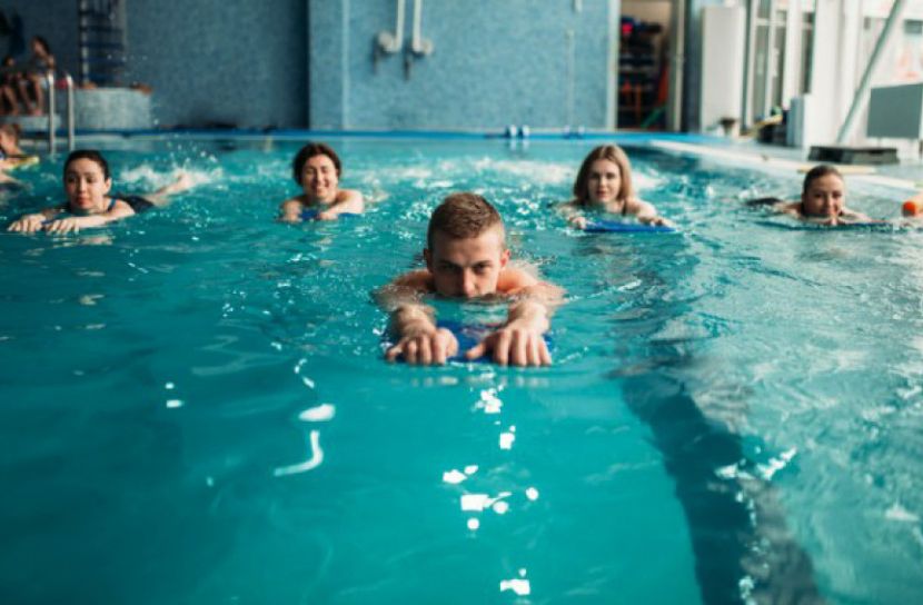 সুইমিং পুলে নামলেই হয়ে যাবেন অন্তঃসত্ত্বা!