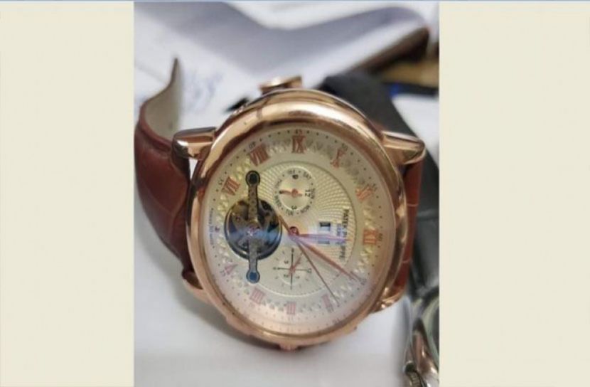 কোটি, টাকার, ঘড়ি, মাত্র, দুই, হাজার, টাকায়, বিক্রি,!,