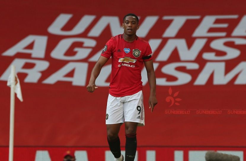 মার্সিয়ালের হ্যাটট্রিকে ম্যান ইউ’র জয়