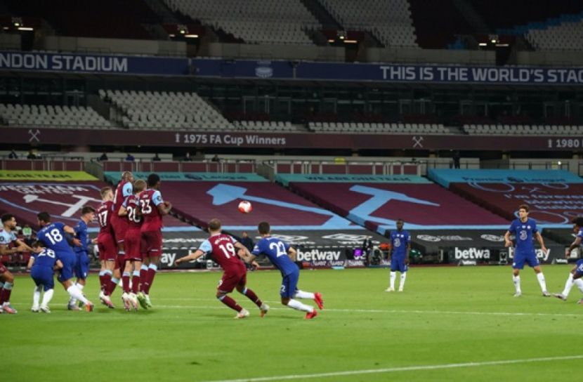 চেলসি ও লিস্টারের হার