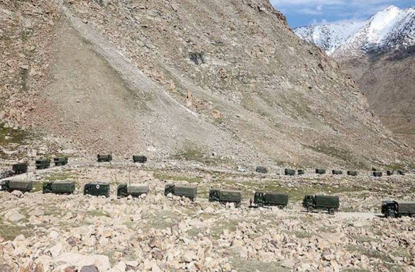 চীনের সৈন্যবাহী ট্রাক