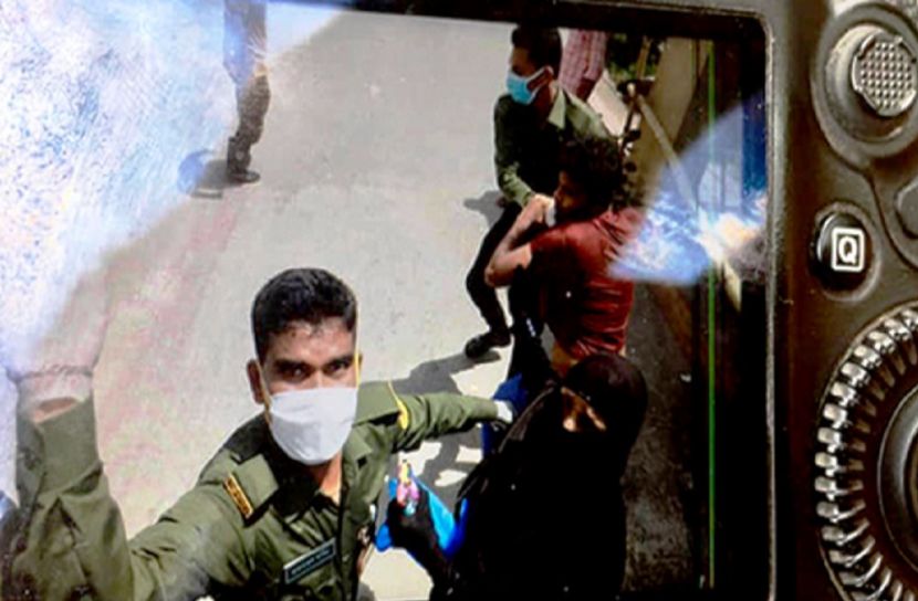 সাংবাদিকের ওপর হামলাকারী ২ আনসার প্রত্যাহার