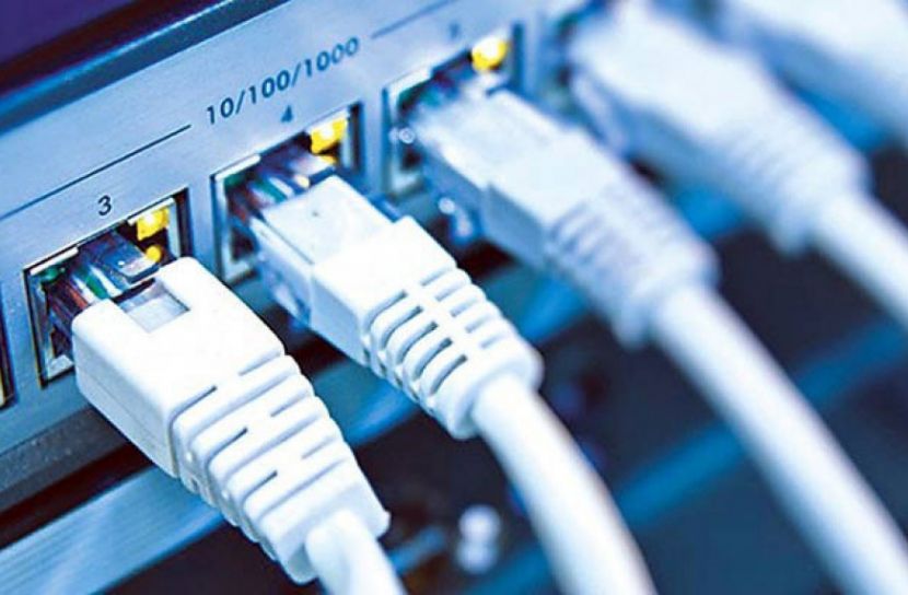 ব্রডব্যান্ড ইন্টারনেট বন্ধের হুমকি