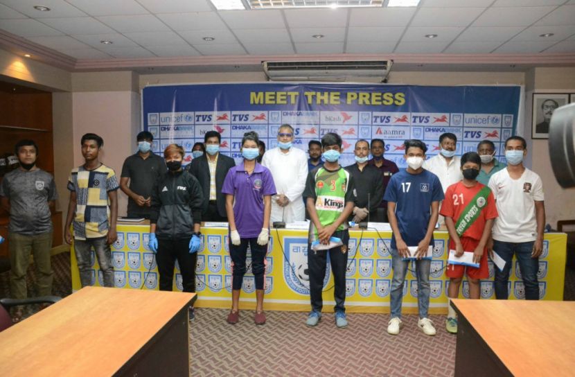 করোনা সুরক্ষায় বাফুফে’র উদ্যোগ