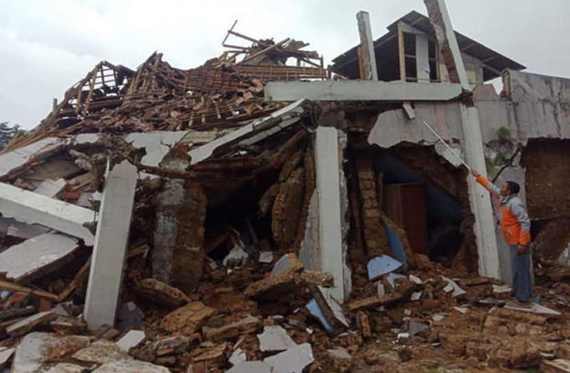 ইন্দোনেশিয়ার উপকূলে শক্তিশালী ভূমিকম্প