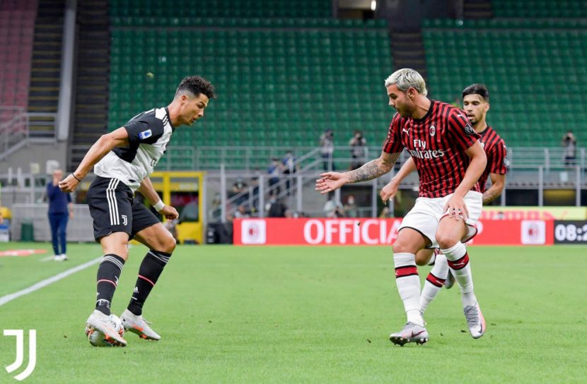 মিলানের কাছে জুভেন্টাসের বড় হার