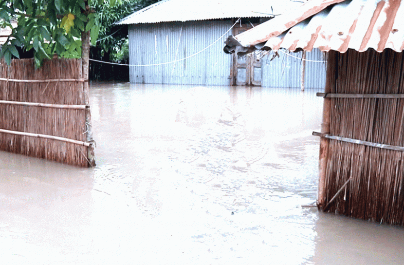 দুর্গতি যেন লেগেই আছে চরাঞ্চলে