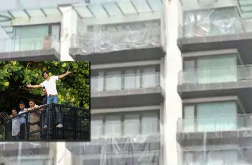 শাহরুখের বাড়ি মুড়ে ফেলা হলো প্লাস্টিকে!