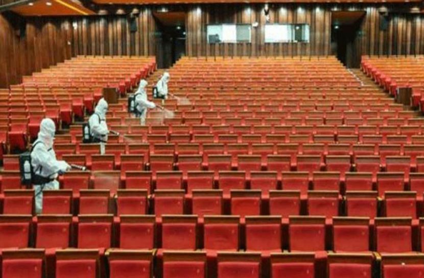 ৬ মাস পর সিনেমা হল চালু হচ্ছে চীনে 