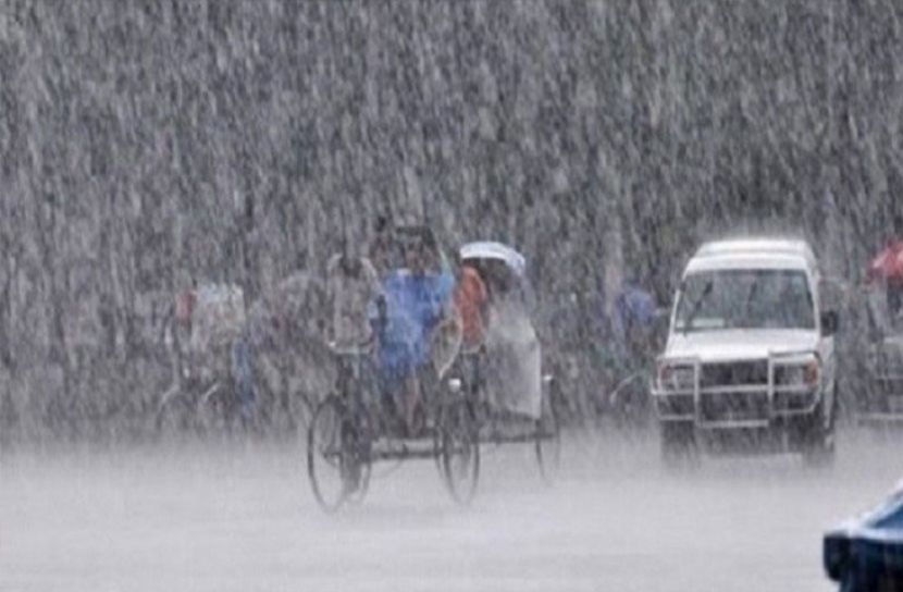 অতি বর্ষণ আরও ৪৮ ঘণ্টা