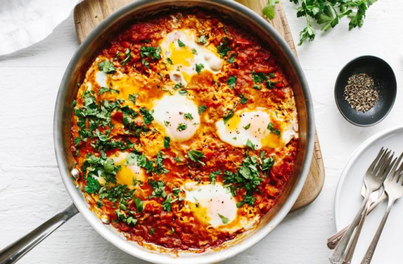 ডিম দিয়ে বানান ইসরায়েলের শাকসুকা