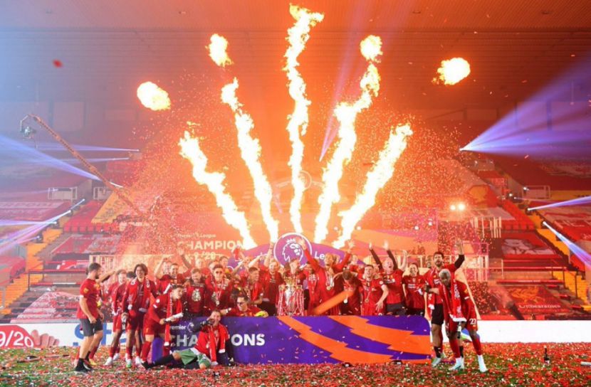 লিভারপুলের শিরোপা উৎসব