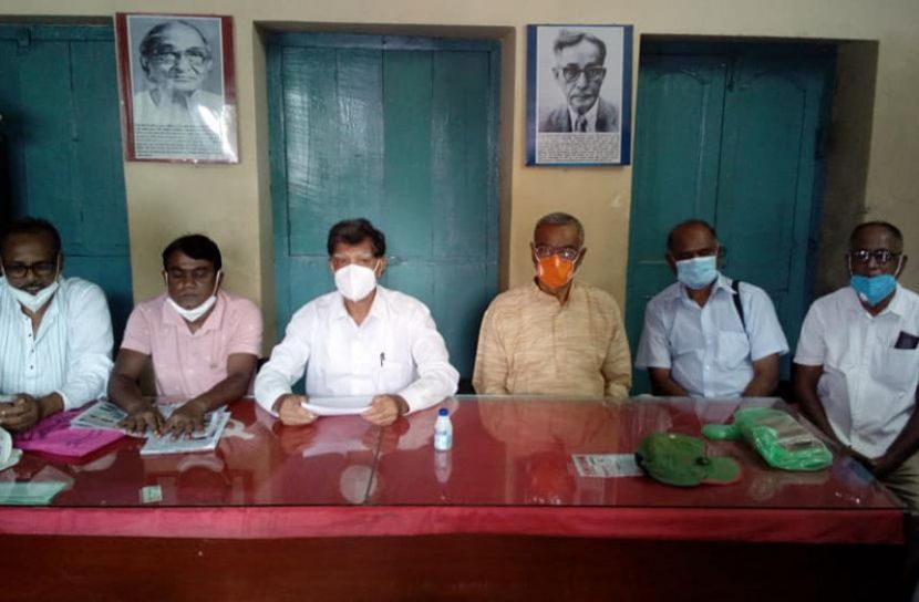 ফের জলাবদ্ধতার আশঙ্কায় আন্দোলনে যাচ্ছেন ভবদহবাসী