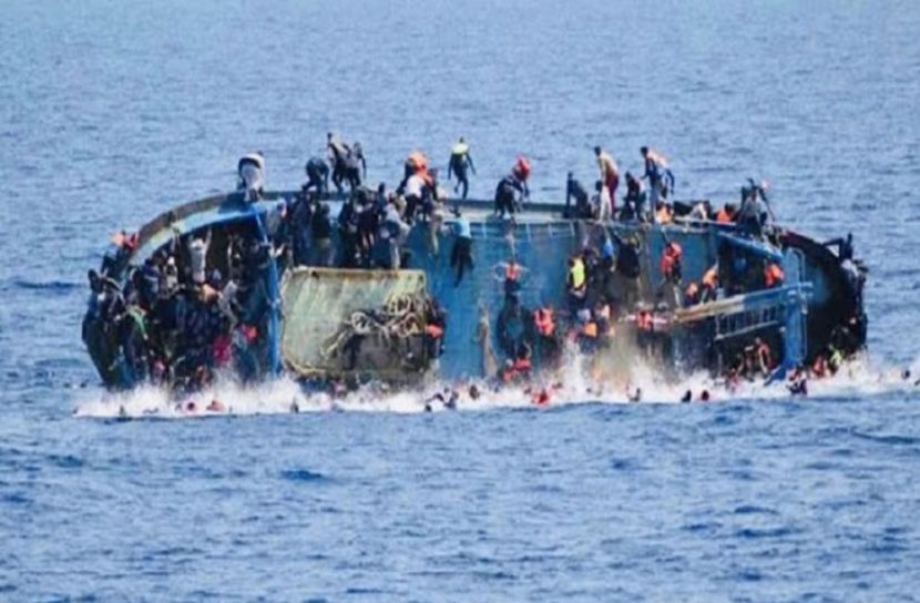 রোহিঙ্গা বোঝাই নৌকাডুবি, নিহতের আশঙ্কা ২৪