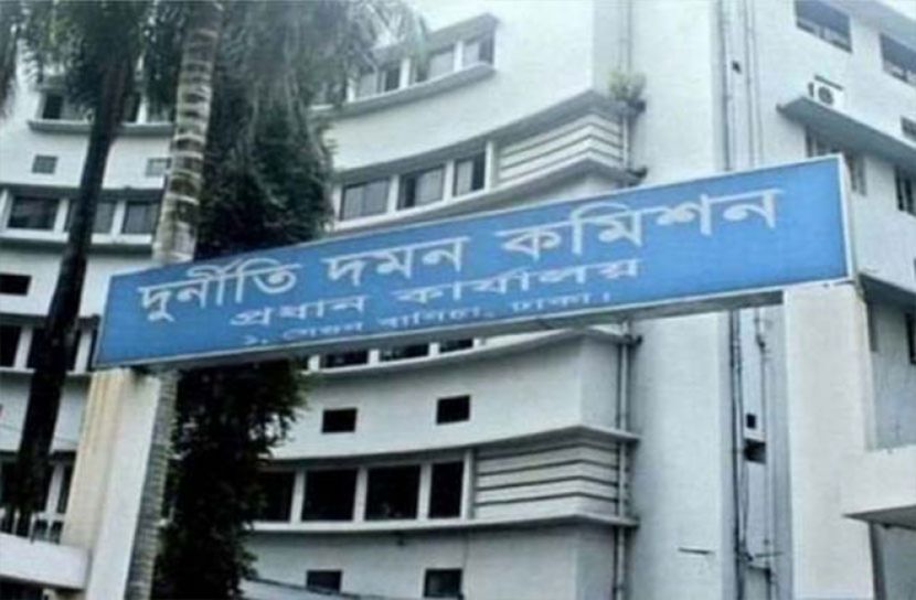 স্বাস্থ্যের দুর্নীতিতে সচিব-মন্ত্রী থাকলেও আপোস নয়: দুদক