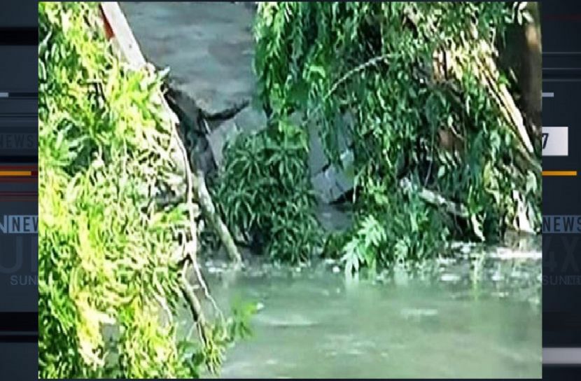 মাদারীপুর শহররক্ষা বাঁধে ভাঙন 