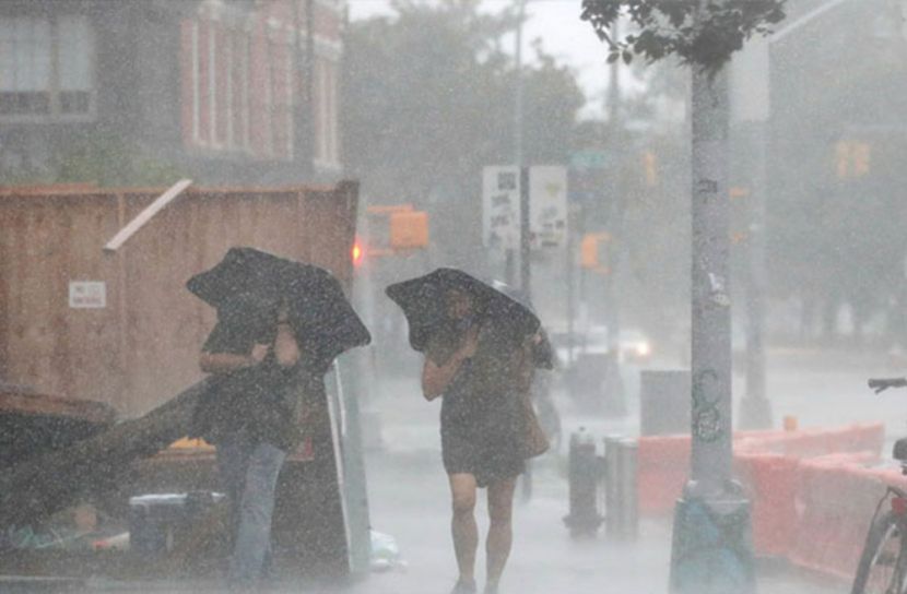 যুক্তরাষ্ট্রে তাণ্ডব চালাল হারিকেন ইসাইয়াস, নিহত ৪