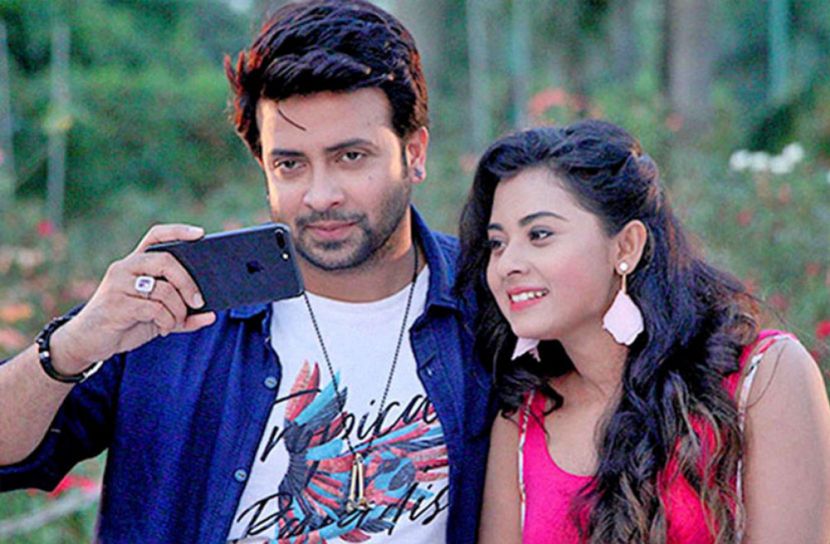 দুই বাংলায় শাকিব-বুবলীর অনন্য রেকর্ড