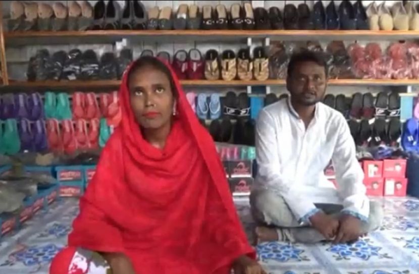 ফুটপাতের নারী মুচিকে পুনর্বাসিত করলেন সমাজসেবক ছগির 