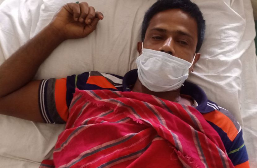 সুদখোরের চাপে ব্যবসায়ীর আত্মহত্যার চেষ্টা