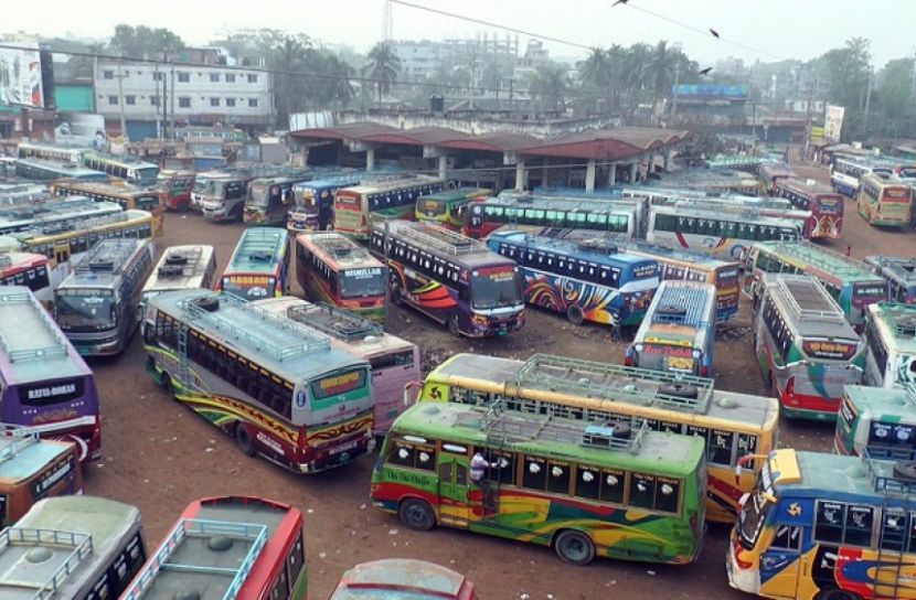 আড়াই ঘন্টা পর বাস চলাচল শুরু ১৯ রুটে