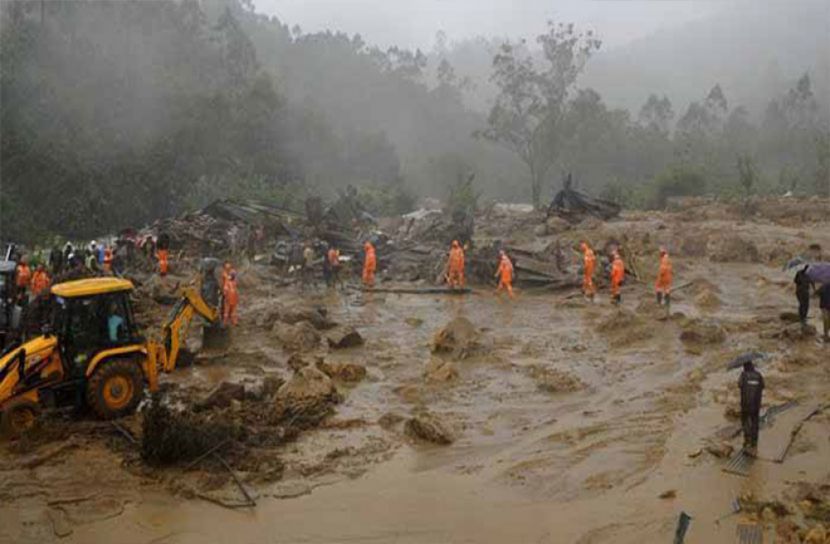 কেরালায় ভূমিধসে নিহত বেড়ে ৪৩