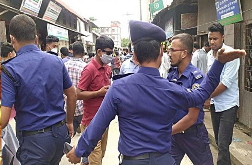 থাপ্পড় খেয়ে এবার থানাও ছাড়তে হলো এএসআইকে!