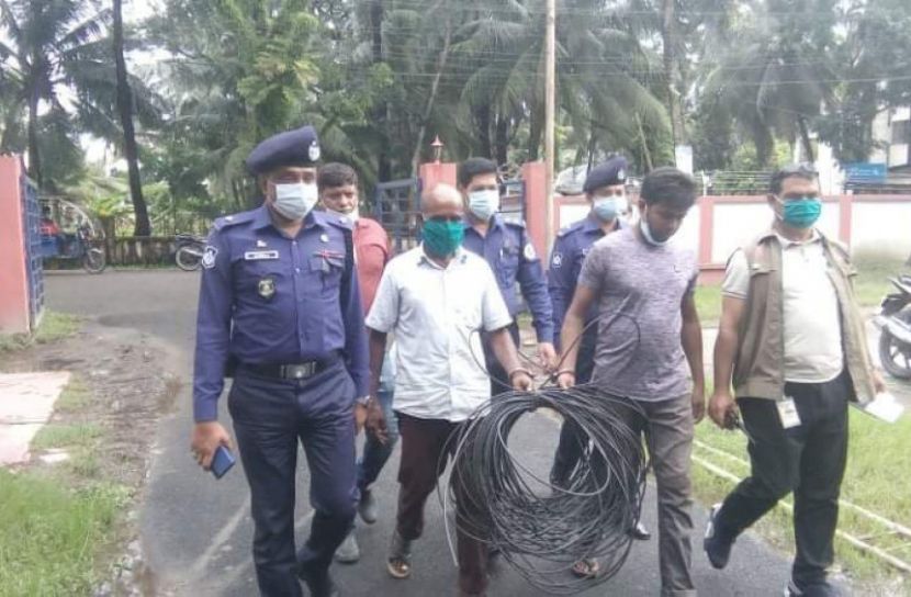 বরগুনার পুলিশ সুপারের ক্যাবল চুরি, গ্রেপ্তার ২