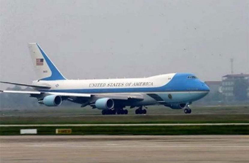 ভয়াবহ দুর্ঘটনা থেকে রক্ষা পেল ট্রাম্পের বিমান