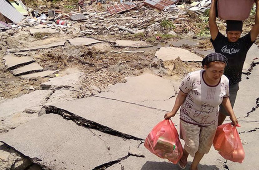 ভূমিকম্পে কেঁপে উঠল ইন্দোনেশিয়া