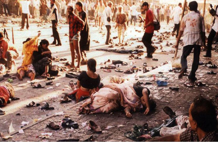 আজ নারকীয় ২১ আগস্ট