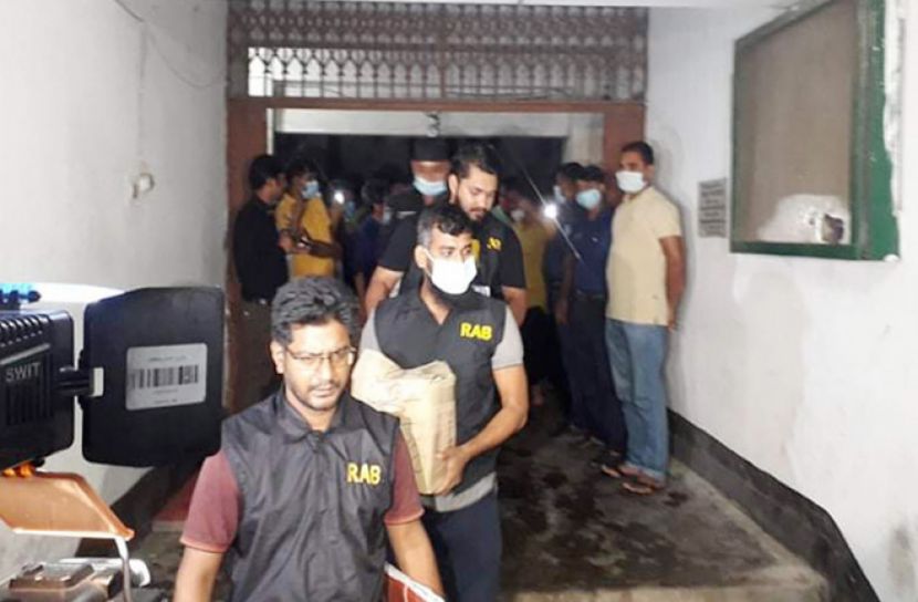 শিপ্রার ২৯ সামগ্রী র‌্যাবের হাতে