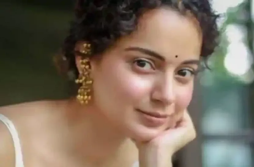 টুইটারে স্বনামে হাজির কঙ্গনা