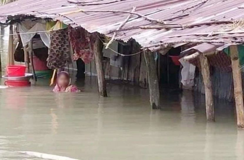 টানা বর্ষণে সাতক্ষীরার নিম্নাঞ্চল প্লাবিত