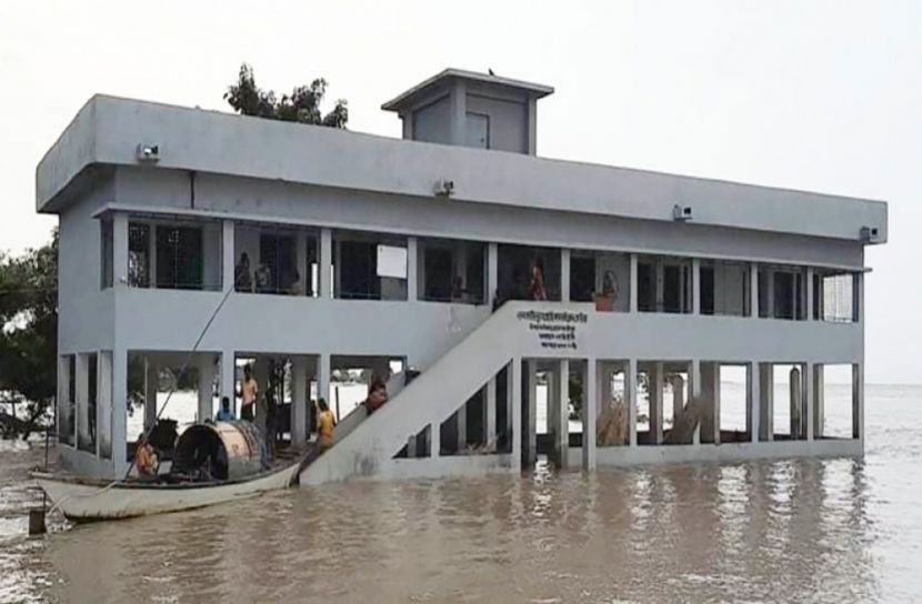 বন্যায় বড় ক্ষতি শিক্ষাপ্রতিষ্ঠানের