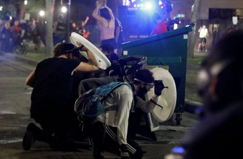 বিক্ষোভে উত্তাল যুক্তরাষ্ট্র, নিহত ২