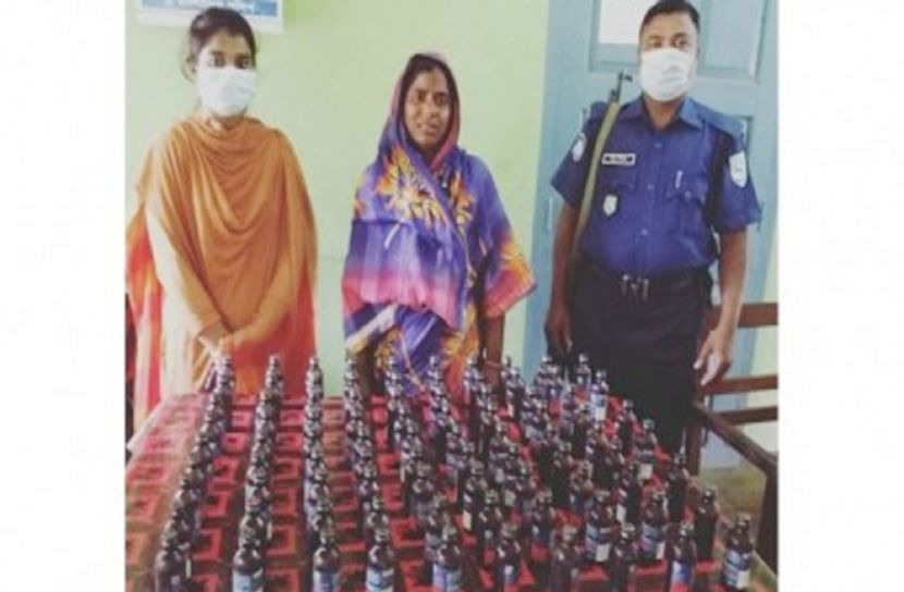 ৮৮ বোতল ফেনসিডিলসহ আটক নারী মাদক ব্যবসায়ী