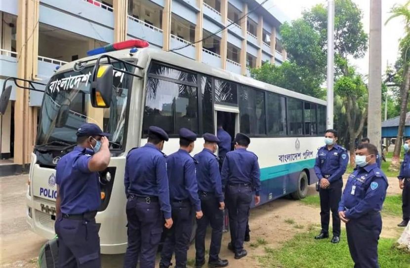 প্লাজমা দিতে ঢাকায় গেলেন ব্রাহ্মণবাড়িয়ার ২০ পুলিশ