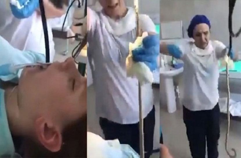 ঘুমন্ত নারীর মুখে ঢুকে পড়লো ৪ ফুট লম্বা সাপ!