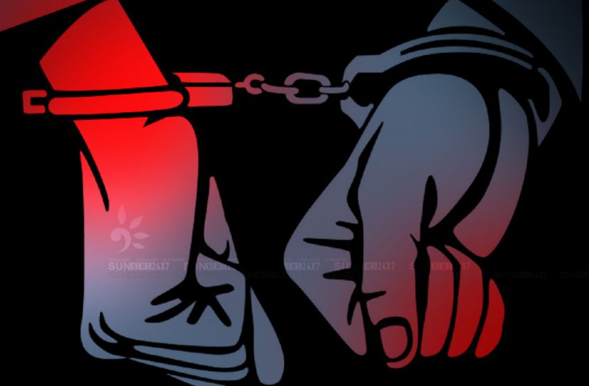 কারাগার থেকে খুমেক হাসপাতালে বিজেএমসি কর্মকর্তা 