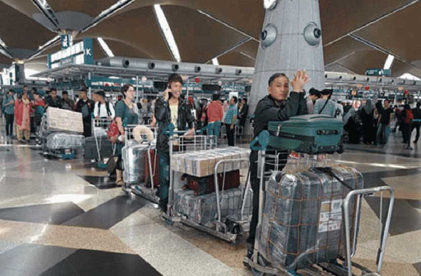 মালয়েশিয়ায় বাংলাদেশিদের প্রবেশে নিষেধাজ্ঞা