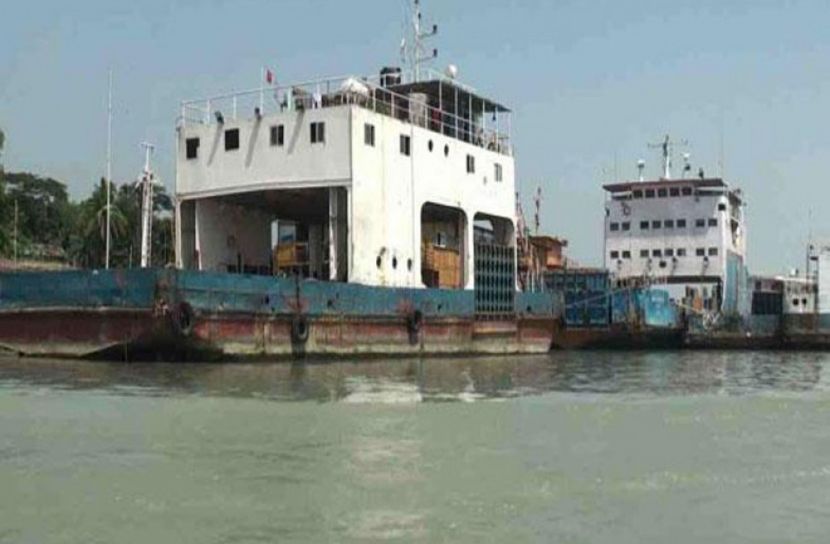 বন্ধ শিমুলিয়া-কাঁঠালবাড়ি ফেরি চলাচল, দুর্ভোগ চরমে