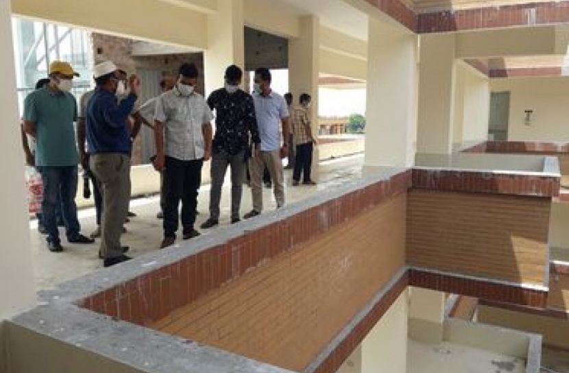 ছয়তলা থেকে পড়ে নারী মেডিকেল টেকনোলজিস্টের মৃত্যু