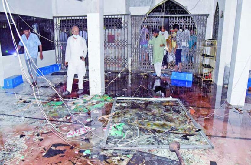মসজিদে বিস্ফোরণ : নিহতের সংখ্যা বেড়ে ২৪