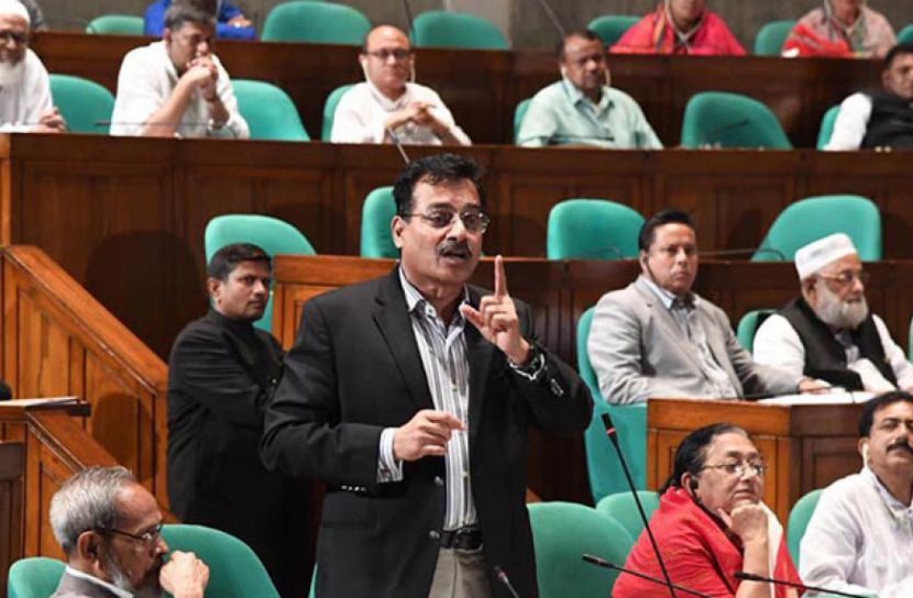 ‘মসজিদে বিস্ফোরণে আন্তর্জাতিক ষড়যন্ত্র রয়েছে কি না দেখতে হবে’