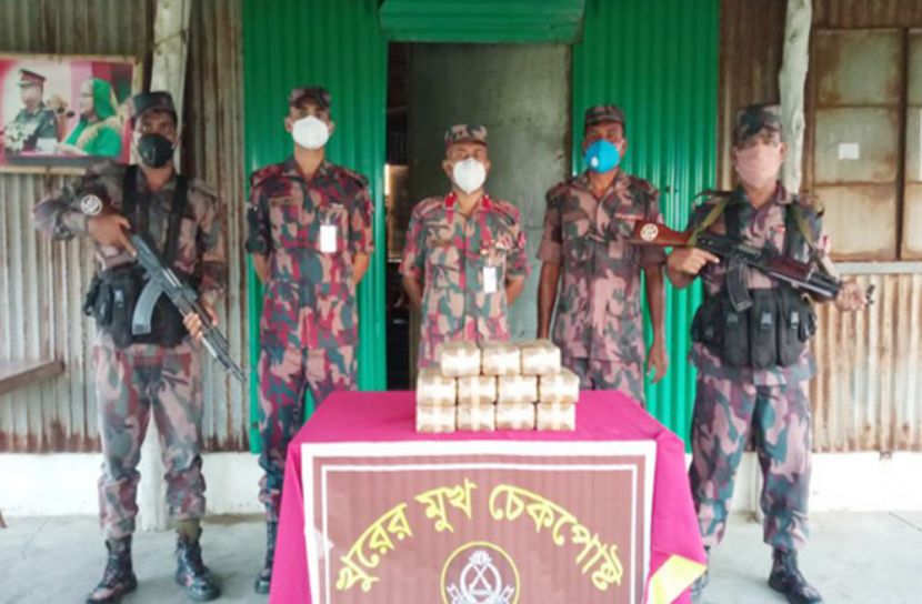 টেকনাফে ১ লাখ ১০ হাজার পিস ইয়াবা উদ্ধার