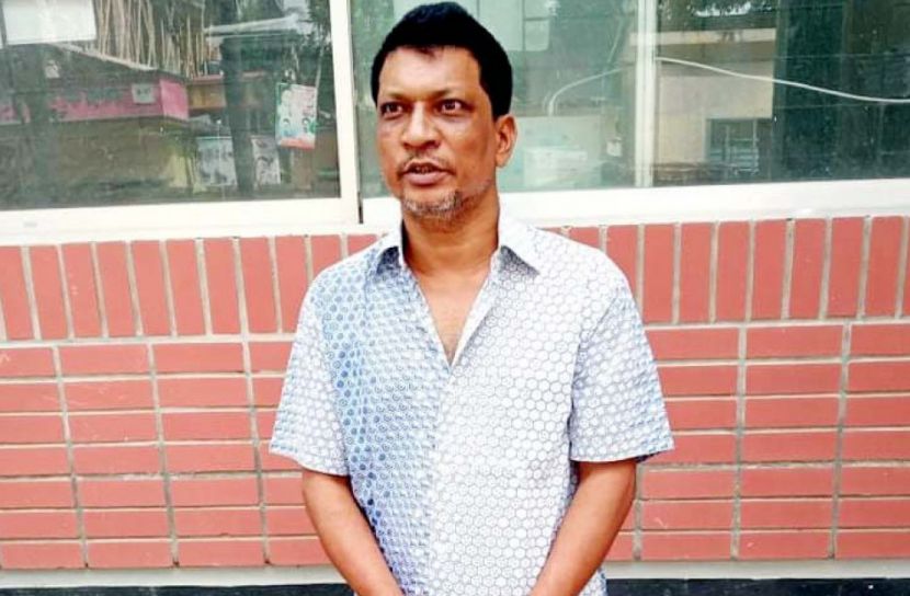 রাজাপুরে ইয়াবাসহ প্রভাষক গ্রেপ্তার