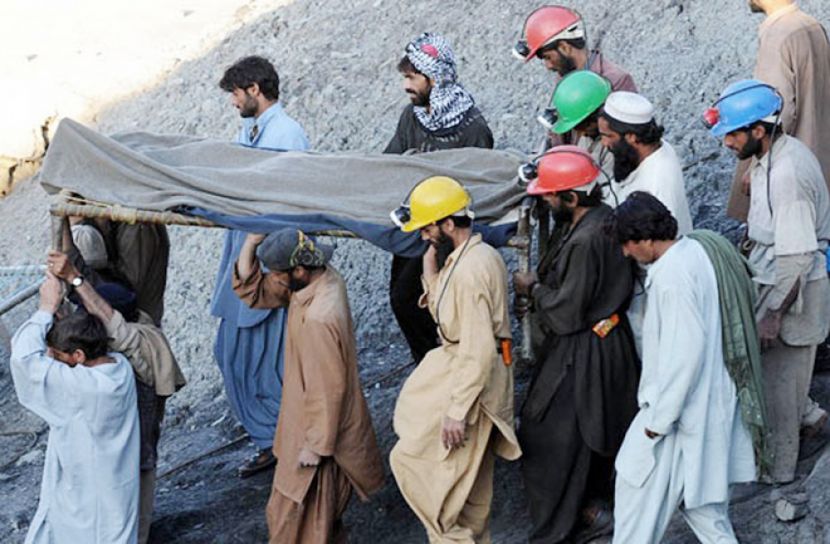 পাকিস্তানে খনিতে ভয়াবহ পাথর ধস, নিহত ১৮